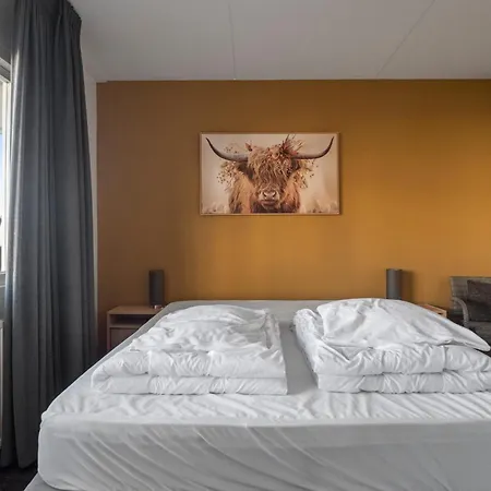 14 - Aan De Duinen, Aan Zee