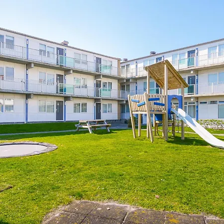 14 - Aan De Duinen, Aan Zee *