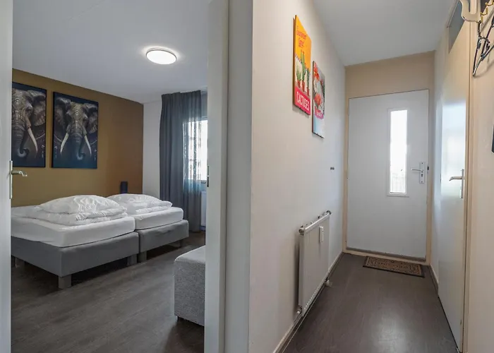 14 - Aan De Duinen, Aan Zee